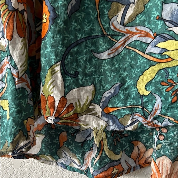 BUCKETLIST Floral Green and Orange Blouse size M - Picture 3 of 6